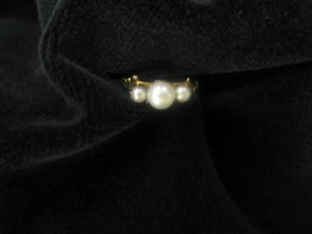 Appraisal: Pearl Ring pearls in k yellow gold