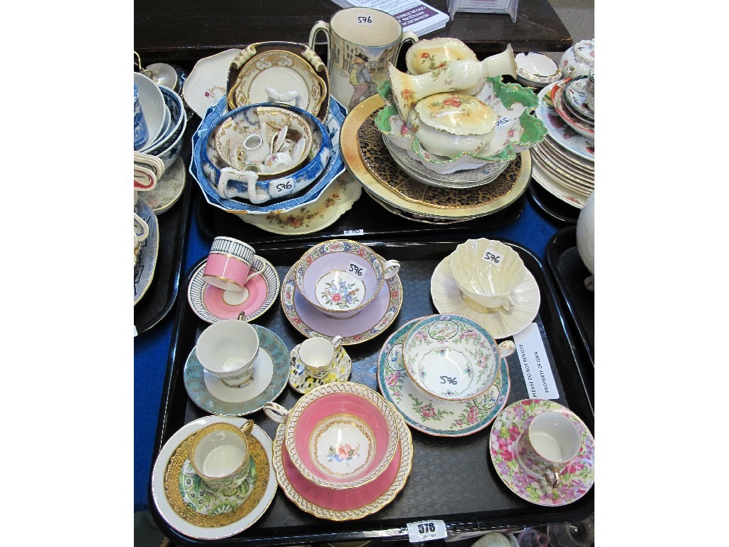 Appraisal: Two trays of assorted ceramics - cups and saucers Doulton