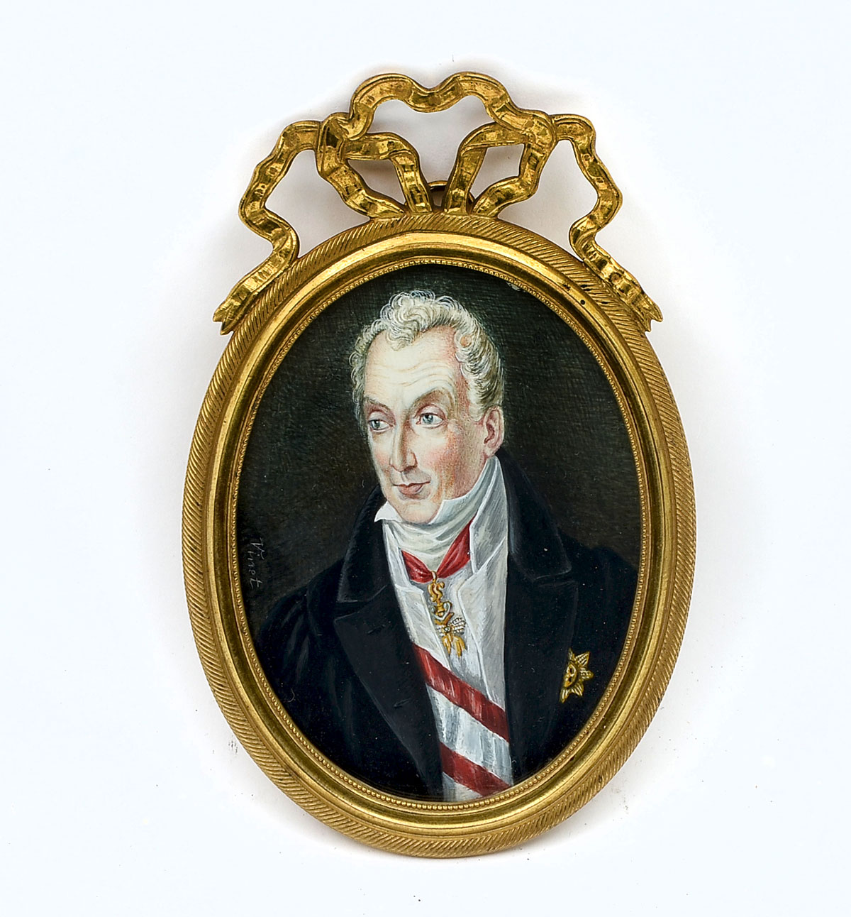 Appraisal: FINE TH CENTURY MINIATURE PORTRAIT OF A GENTLEMAN Middle-Aged Man