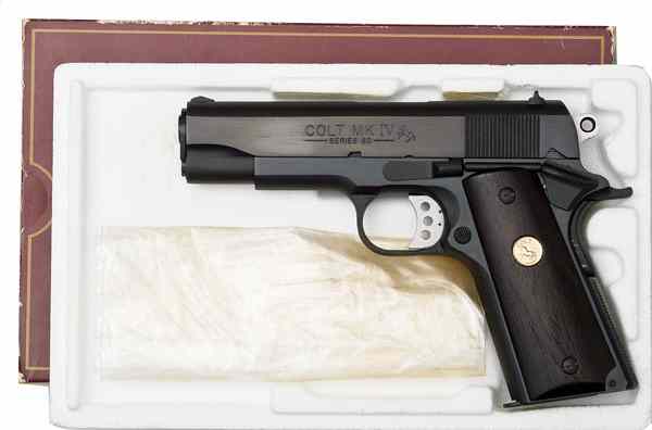 Appraisal: Colt Series Combat Commander Semi-Auto Pistol mm cal '' barrel