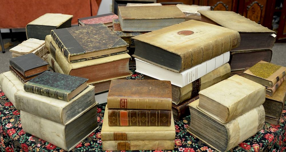 Appraisal: Group of approximately sixty five books to include Europaisches staatssecretaris