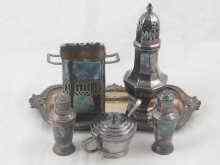 Appraisal: A mixed lot of silver plate comprising a boxed set