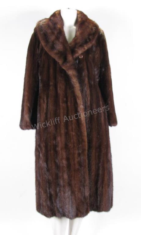 Appraisal: Lady's full length mink coat hook and eye closure Embry's