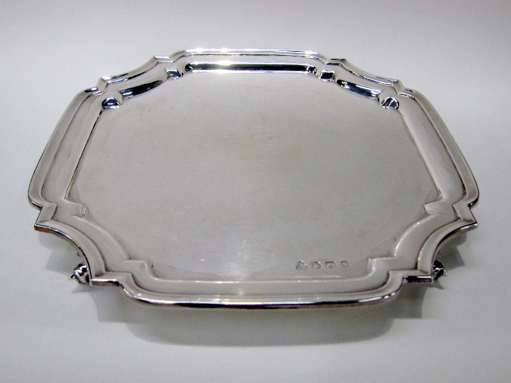 Appraisal: Silver salver oz Sheffield