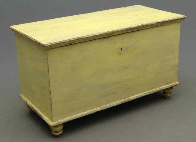 Appraisal: th c turned foot blanket box in yellow paint ''