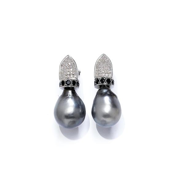 Appraisal: TAHITI PEARL DIAMOND AND SAPPHIRE EAR PENDANTS White gold Attractive