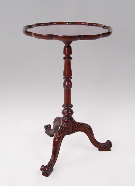 Appraisal: KITTINGER CANDLE TABLE Mahogany table A Scallop edge carved pedestal