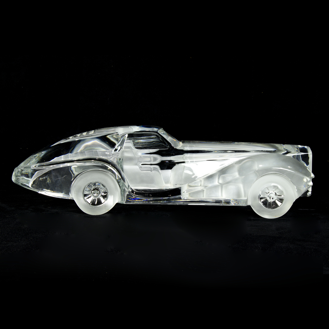 Appraisal: A DAUM CLEAR AND FROSTED GLASS COUPE RIVIERA CAR MODEL