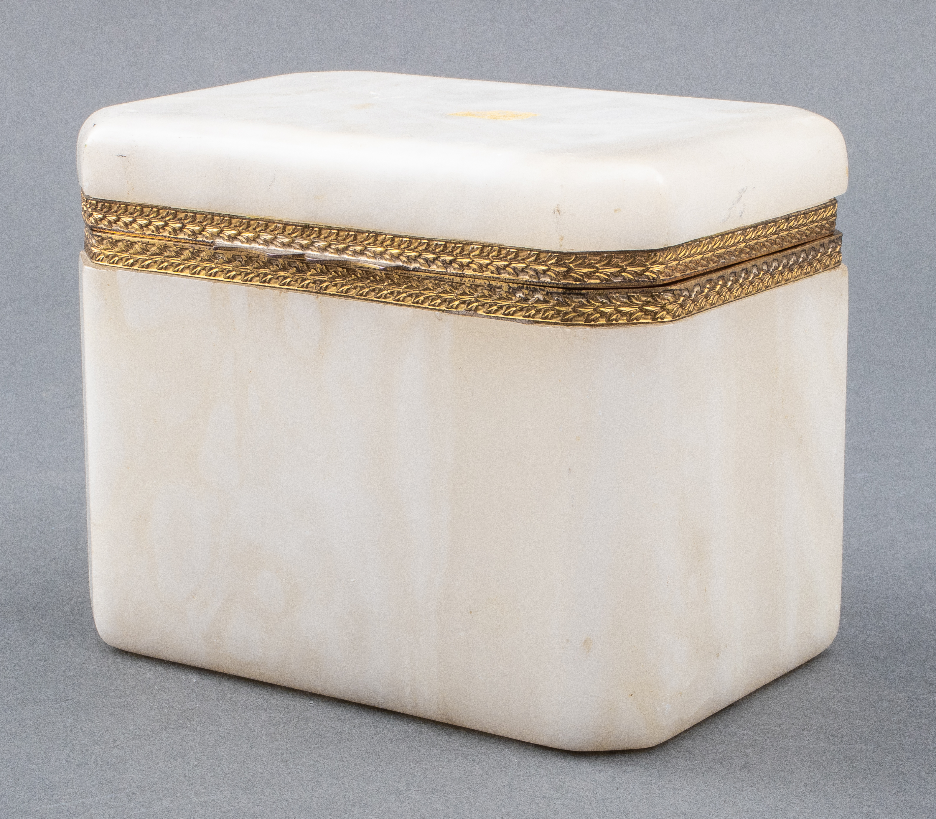 Appraisal: WHITE MARBLE DECORATIVE BOX WITH BRASS HINGE White marble decorative