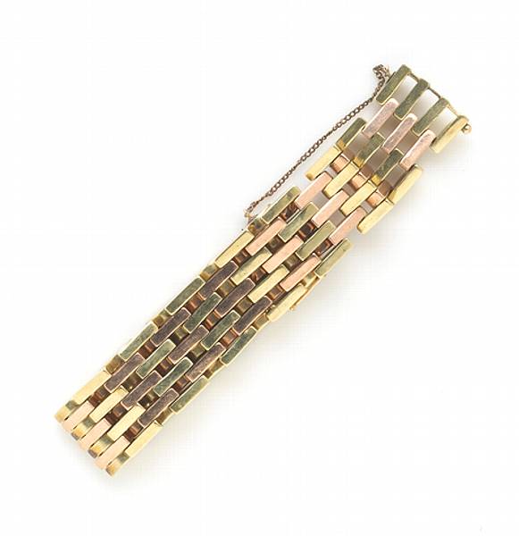 Appraisal: A retro k bicolor gold bracelet weighing approximately gr length