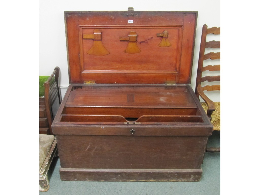 Appraisal: Victorian tool chest