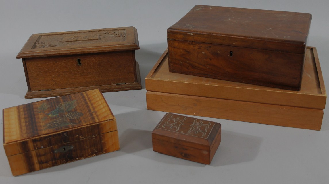 Appraisal: Various boxes to include a thC mahogany jewellery box cm