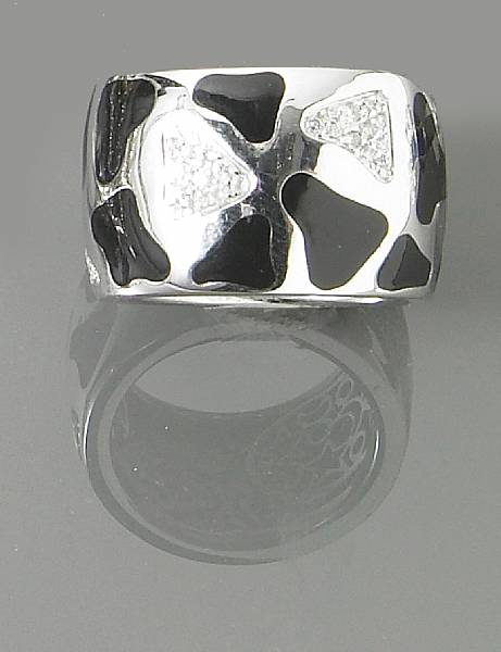 Appraisal: An enamel diamond and white gold band ring size in