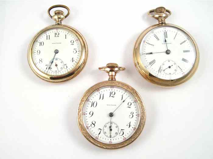 Appraisal: THREE AMERICAN WALTHAM OPENFACE POCKET WATCHES A model size jewels