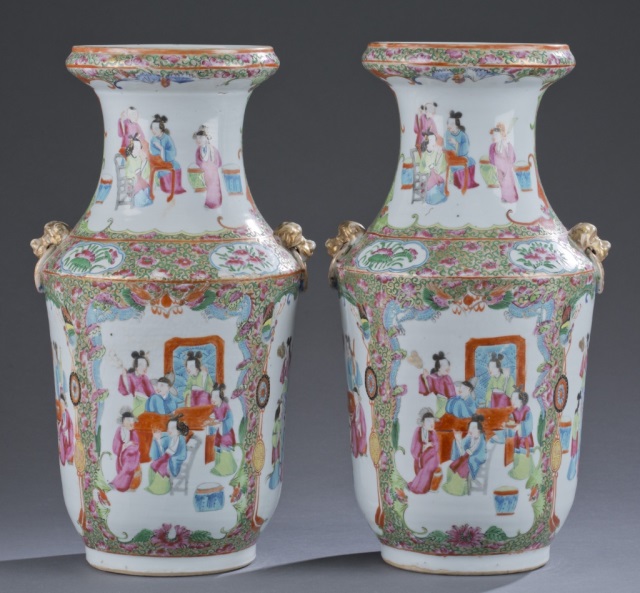 Appraisal: Pair of Rose Medallion Vases Late th Early th c