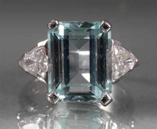 Appraisal: Lady's aquamarine and diamond cocktail ring center emerald-cut aquamarine approximately