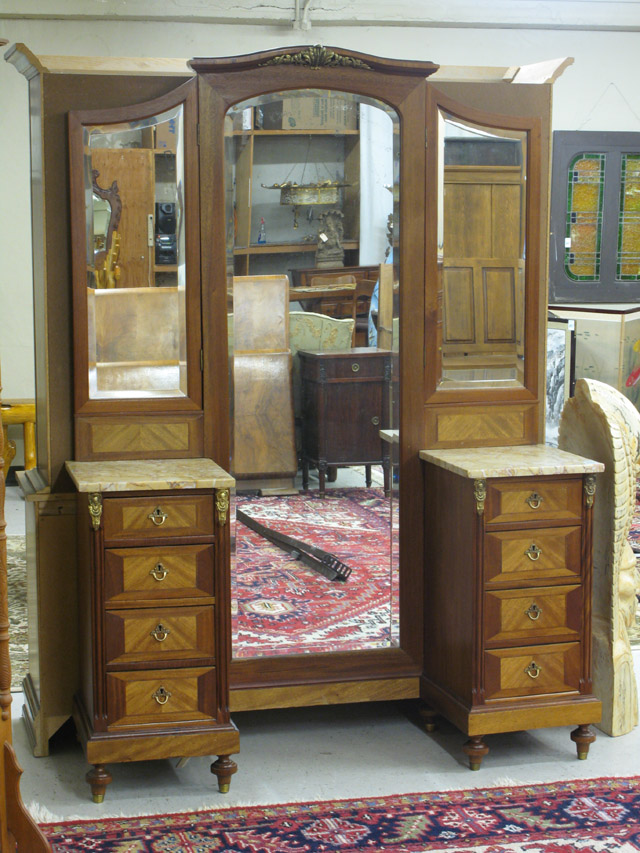 Appraisal: LOUIS XVI STYLE VANITY French early th century with two