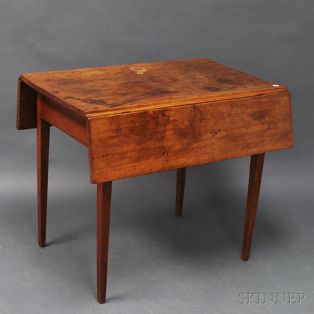 Appraisal: Federal Birch Drop-leaf Table New England early th century the