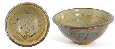 Appraisal: Bernard Leach - a Leach Pottery stoneware bowl the interior