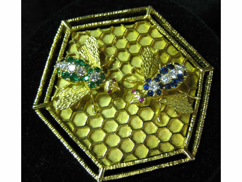 Appraisal: ROSENTHAL BEE PENDANT BROOCH k yellow gold honeycomb design pendant