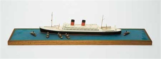 Appraisal: VAN RYPER MODEL CUNARD LINE Mauretania II Wonderful hand-crafted wooden