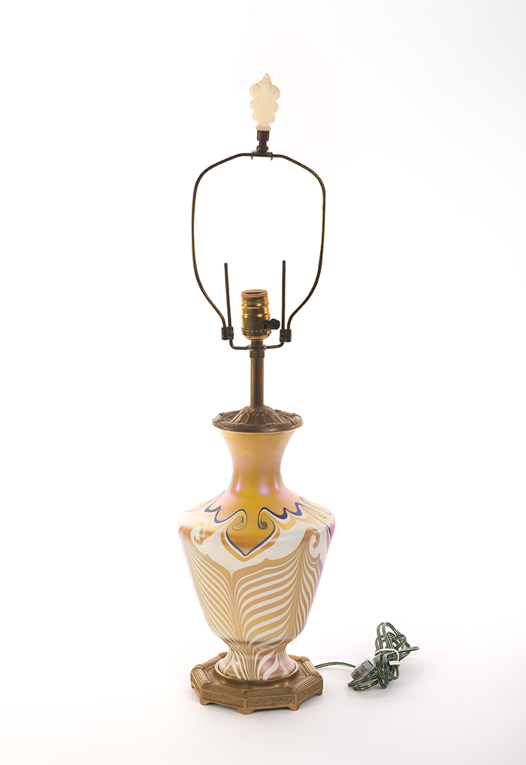 Appraisal: ART GLASS LAMP WITH PULLED FEATHER PATTERN American st half-