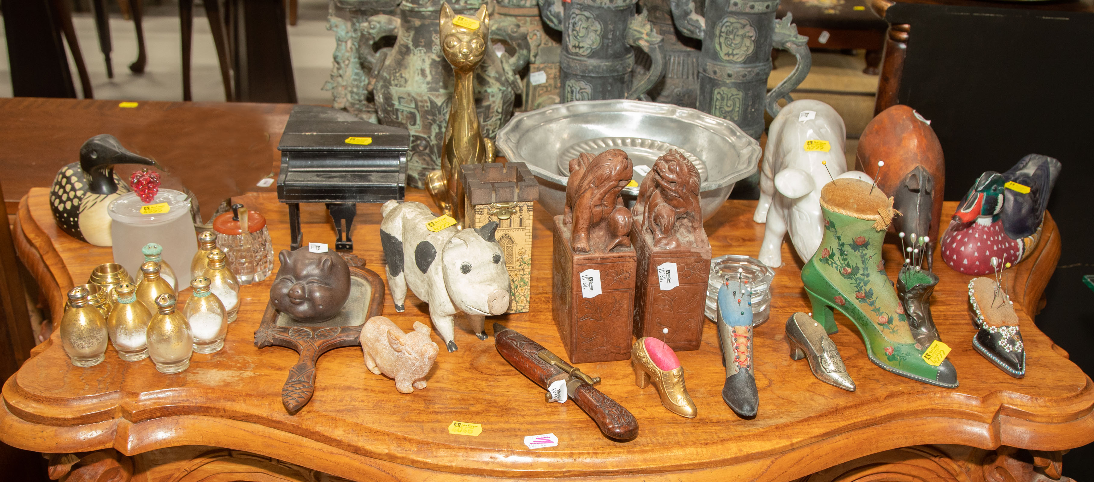 Appraisal: ASSORTED DECORATIVE COLLECTIBLE ITEMS Includes six vintage and antique shoe-form