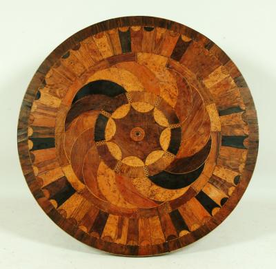 Appraisal: A MAHOGANY CENTRE TABLE early th century of circular from