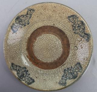 Appraisal: Late Ming Swatow Crackleware Dish Late Ming Swatow Crackleware Dish