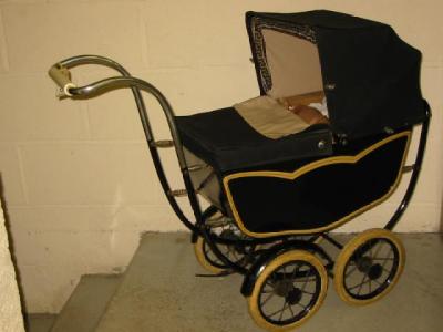 Appraisal: A Marmet dolls pram model coach built in blue with