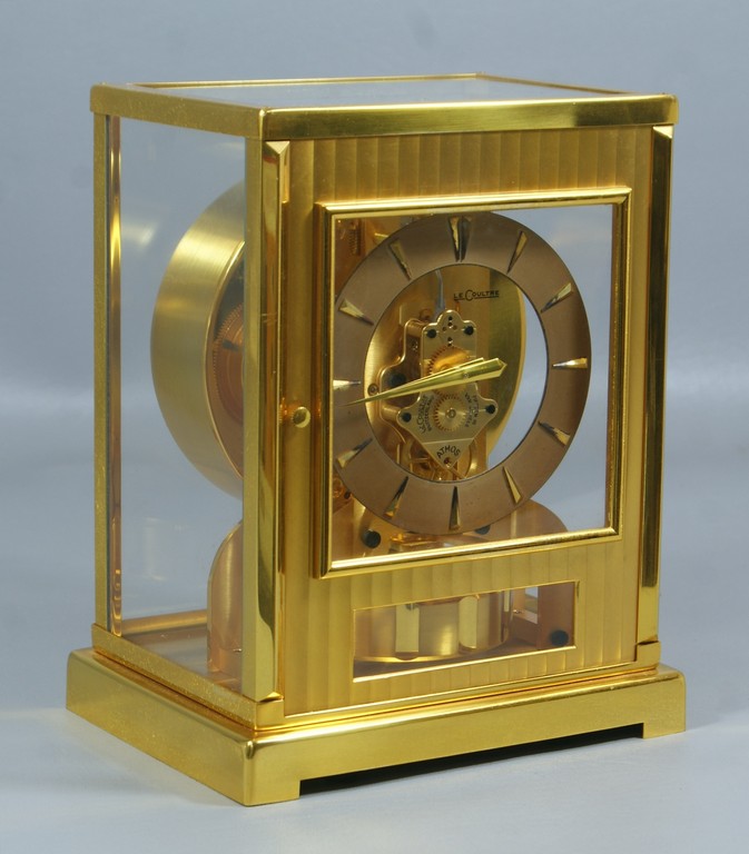 Appraisal: LeCoultre Atmos shelf clock Calibre SN c right hand hinged