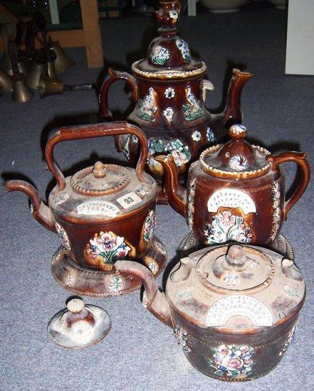 Appraisal: Sundry bargeware teapots etc