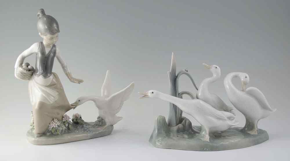 Appraisal: LLADRO PORCELAIN FIGURINES GEESE GROUP AND AGGRESSIVE GOOSE Fulgencio Garcia