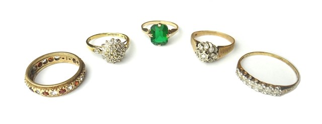 Appraisal: A ct gold and diamond set cluster ring a ct