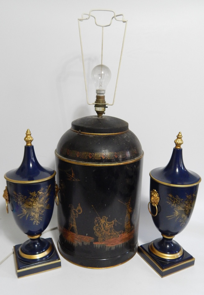 Appraisal: A reproduction Chinoiserie tea canister formed as a table lamp