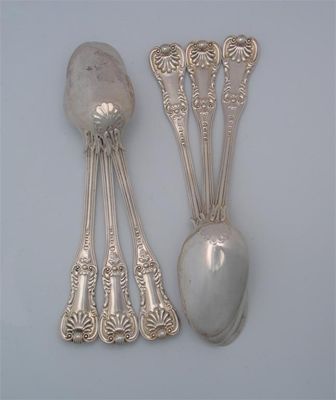 Appraisal: A set of six George IV Scottish dessert spoons in