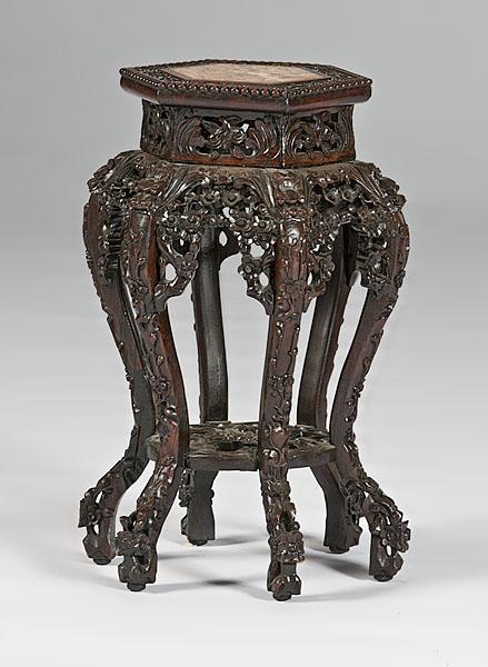 Appraisal: CHINESE ROSEWOOD FERN STAND ca A Chinese carved rosewood stand