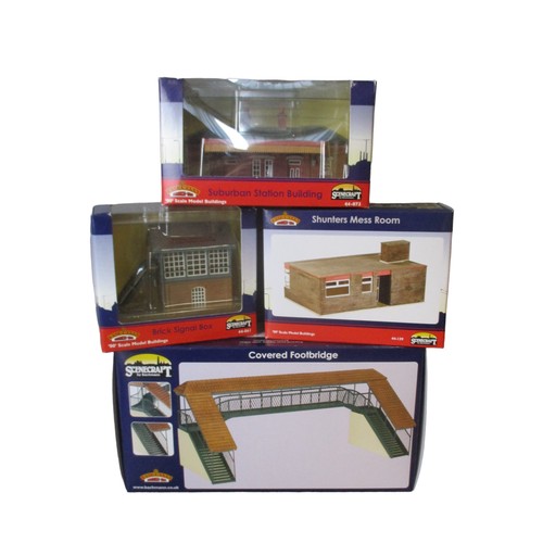 Appraisal: New boxed Bachmann oo gauge Buildings Suburban Station Building Shunters