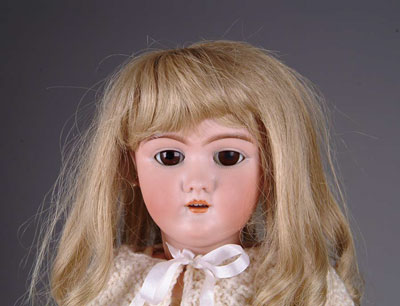 Appraisal: H HANDWERCK DOLL A dolly face with a marked HANDWERCK