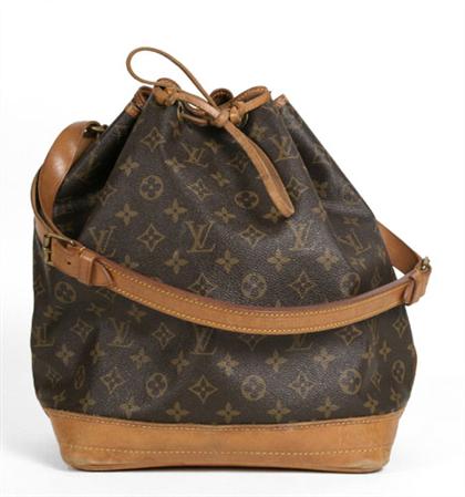 Appraisal: Louis Vuitton monogram canvas Noe purse Classic bucket purse with