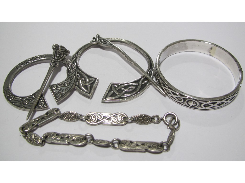 Appraisal: Lot of Iona silver to include two penanular brooches a