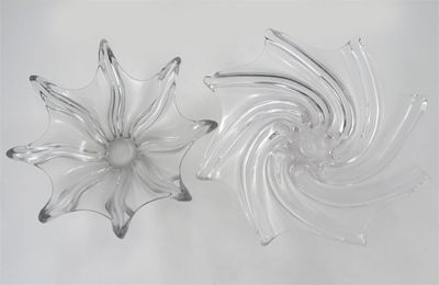 Appraisal: An Art Verrier clear glass bowl modelled as a flowerhead