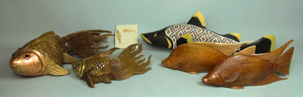 Appraisal: SCHOOL OF ASSORTED WOOD AND WOVEN FISH Including a pair