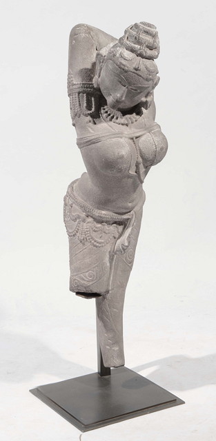 Appraisal: A RED SANDSTONE CELESTIAL WOMAN Surasundrai Rajhastan or Central India