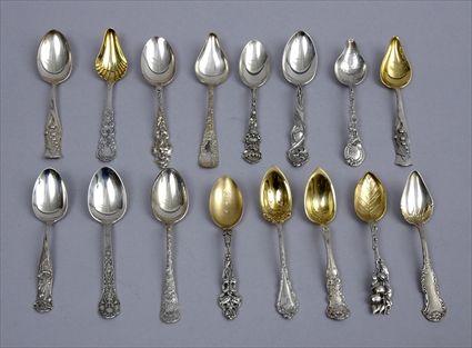 Appraisal: LARGE COLLECTION OF AMERICAN SILVER TEASPOONS AND GRAPEFRUIT SPOONS Including