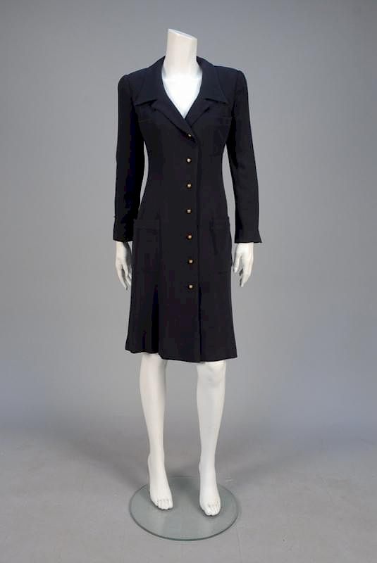 Appraisal: CHANEL LIGHTWEIGHT WOOL COAT Black crepe with shaped spread collar