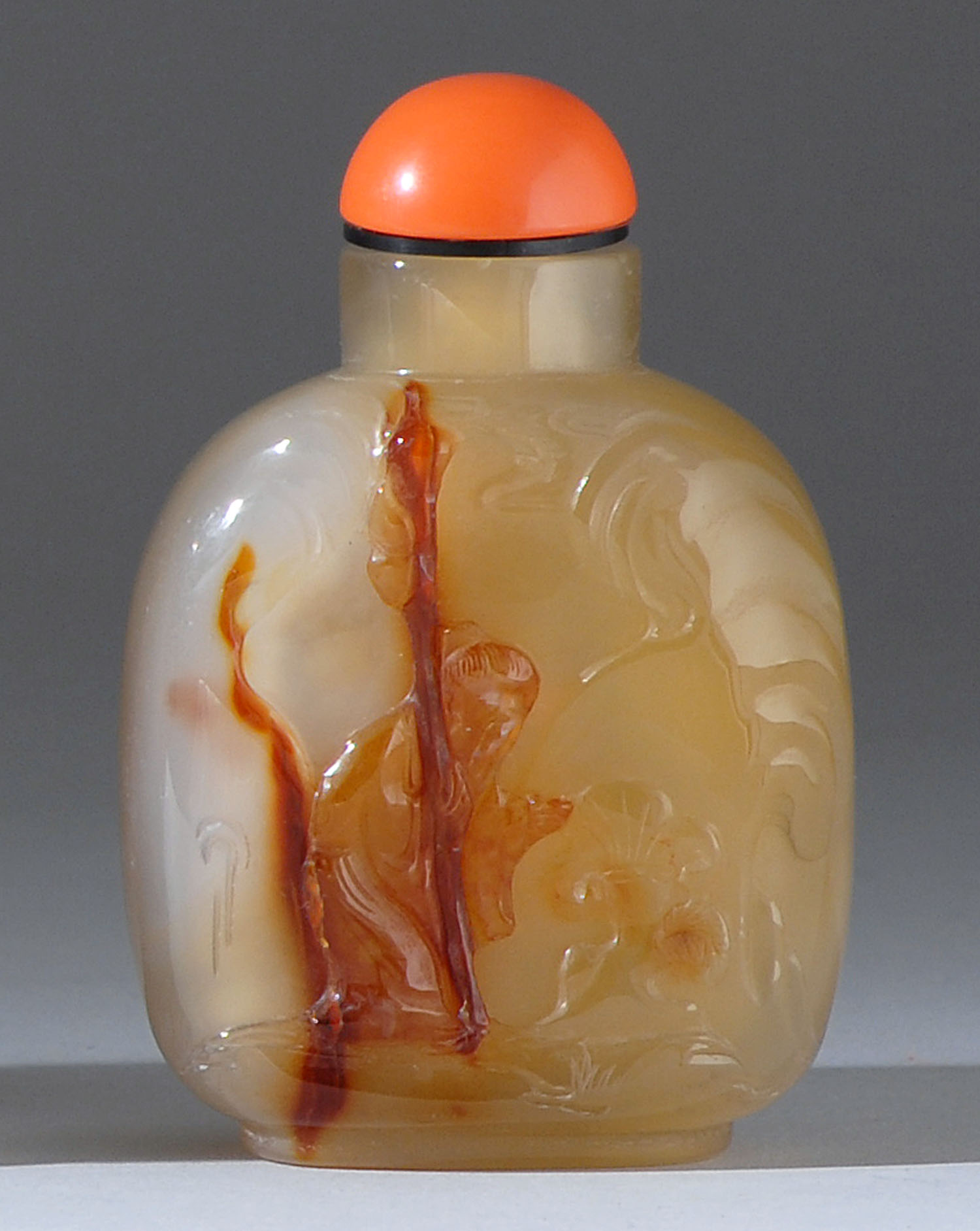 Appraisal: CHALCEDONY AGATE SNUFF BOTTLE th CenturyIn flattened ovoid form with