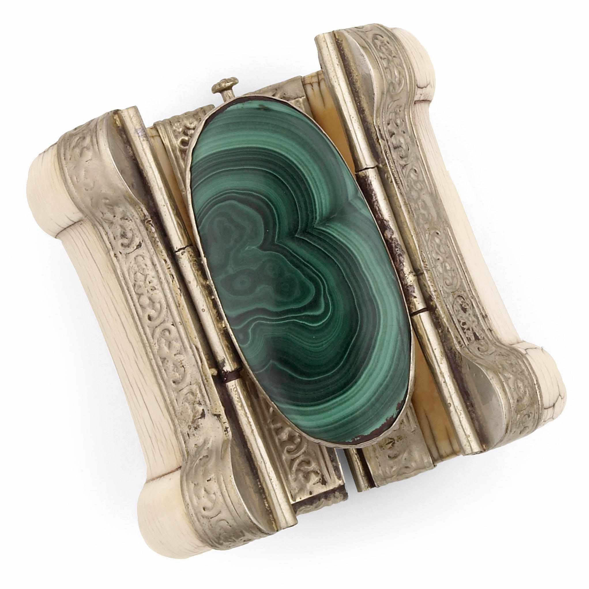 Appraisal: An ivory and malachite bracelet