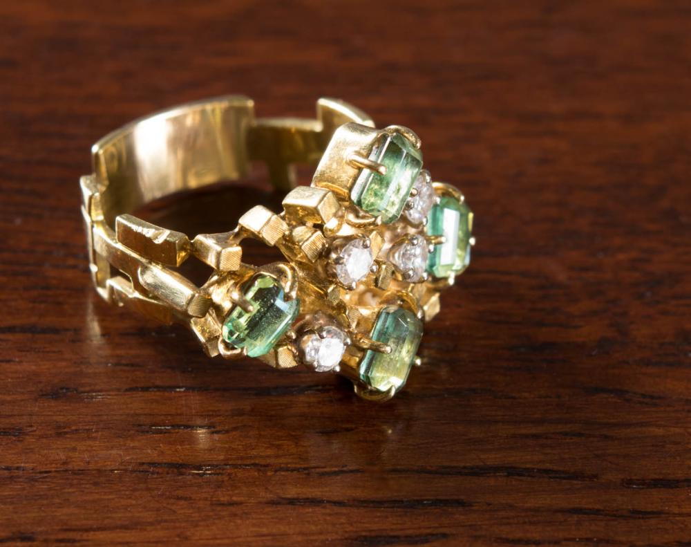 Appraisal: MEN'S GREEN TOURMALINE AND DIAMOND RING k yellow gold set