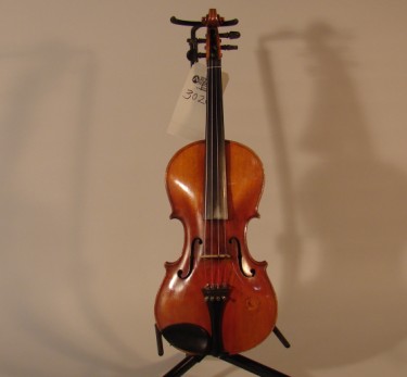 Appraisal: Violin Stainer with label Copy of Jacobus Stainer in A